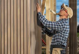 Best Vinyl Siding Installation  in Dodge City, KS